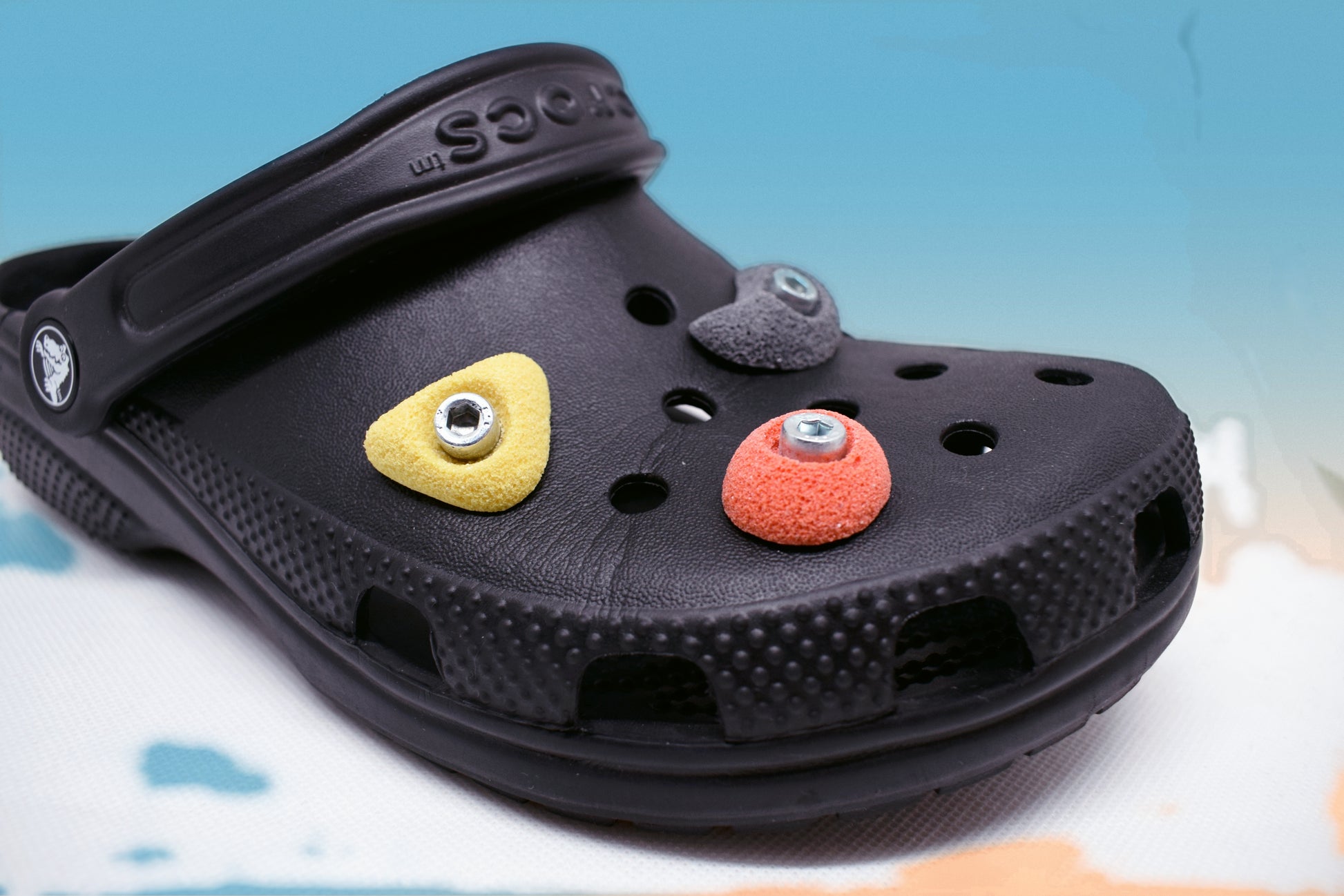 Accesorios - Pines para zapatos Crocs Modelo 1 – yokoclimbing